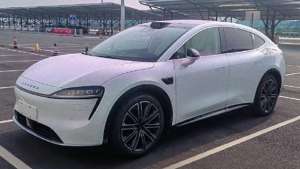 自动驾驶汽车有几款(2024还剩这些重磅新车，自动驾驶越先进，续航就会越短？)