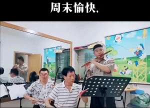 婺剧乱弹美女自唱自演(婺剧乱弹（三五七）曲牌。)