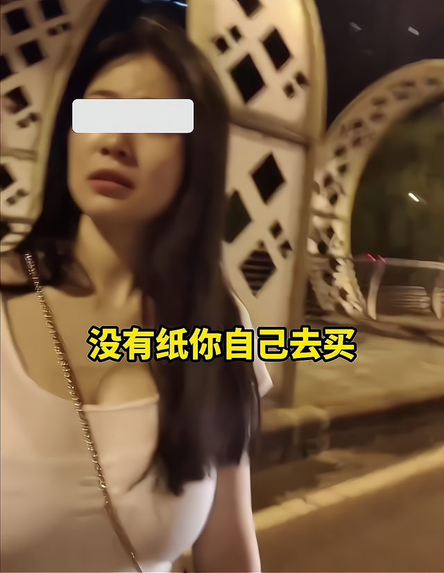 “浪费一副好身材”，女研究生醉酒吐车上嚣张跋扈，举动惹恼众人