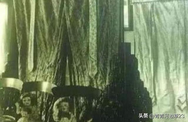 珍贵老照片,日军强征慰安妇,身上涂满奶油的性感美女