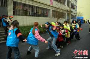 探访四川筠连县山体滑坡临时安置点:民众盼望新生活