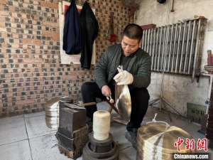 (新春走基层)太行山中锣声起 一锤定音岁绵长