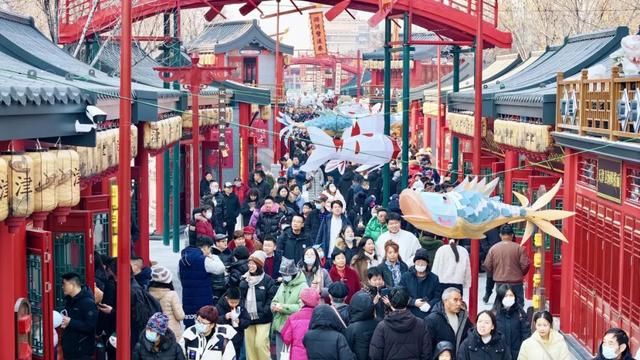 舞龙、高跷、竹马会、杠箱……春节的古文化街,可太好玩了!