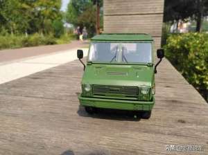 南京汽车模型(军中常青树 鉴赏南京依维柯NJ2046轻型越野车模型)