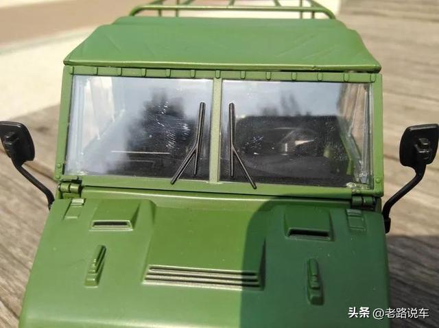 军中常青树 鉴赏南京依维柯NJ2046轻型越野车模型