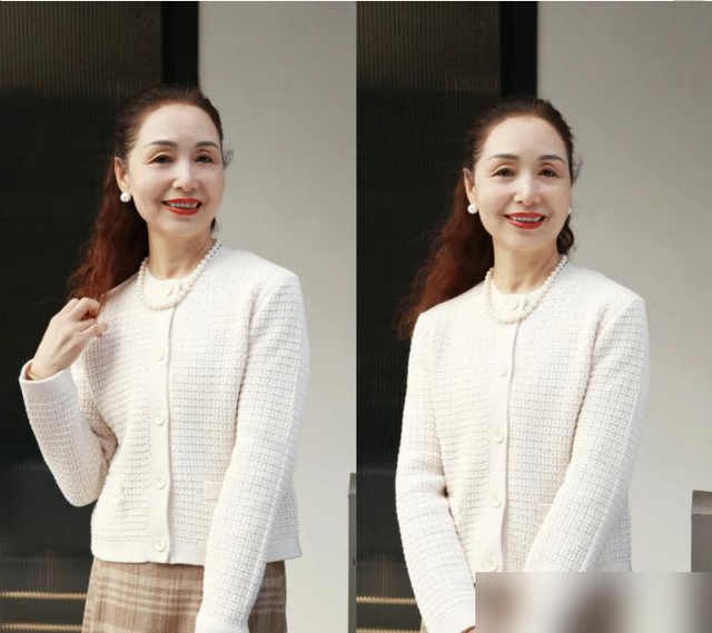 这些50+的女人真会打扮,气质优雅、着装高级,真是美了一辈子