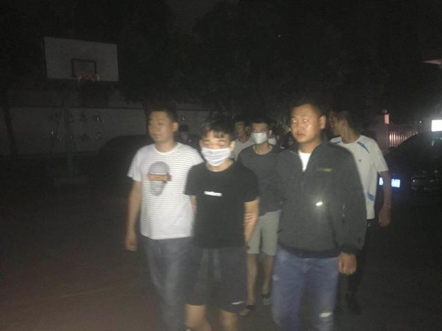还记得失恋后帮外公卖茶叶的“小姐姐”吗?终于被抓了