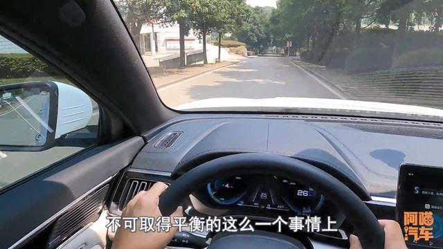 年检逾期会有什么样的后果?车子会被报废吗?喵哥今天告诉你
