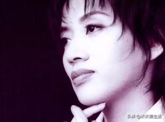 当年香港“霞玉芳红” 四大美女,谁是你心目中的NO.1