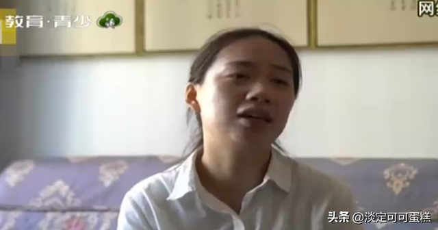27岁安徽女孩不交男友,每晚抱着23岁的亲弟睡觉,扬言要过一辈子