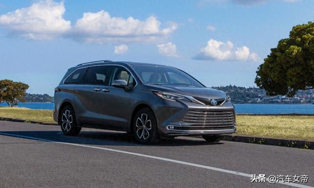 2025 款丰田 Sienna 评测：丰田如何改进这款出色的家用运输车