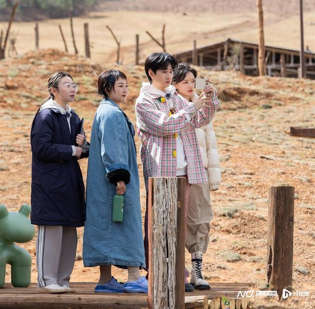 “全女综”还得看“浪姐”?“桃花坞”回归整活综艺市场