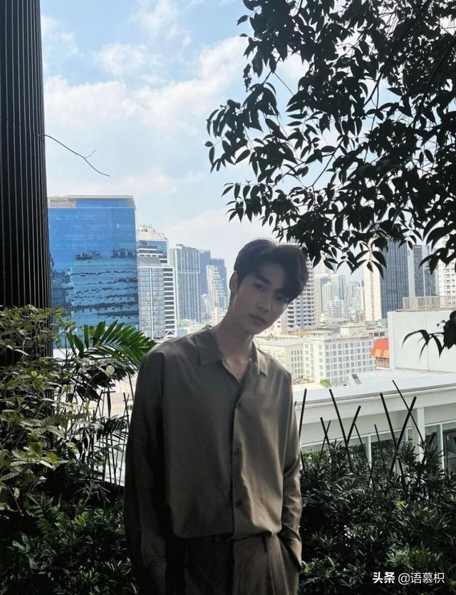带你认识泰版花泽类!宝藏男孩Dew,从小帅到大还是模特出身