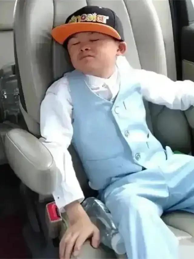 那个酷似马云的男孩,你还记得吗 ?