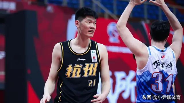 19岁的杨瀚森,19岁的胡金秋,19岁的徐昕,没有对比就没有伤害