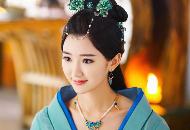 甄嬛传真是她们的颜值巅峰,一离开甄嬛传,美貌下滑好几个档次