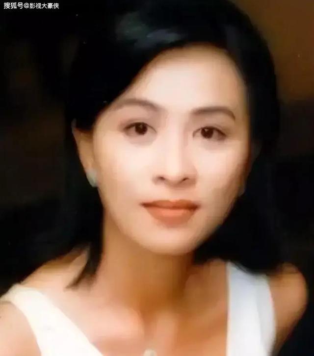 刘嘉玲年轻时的美貌有多绝？难怪梁朝伟会这样说
