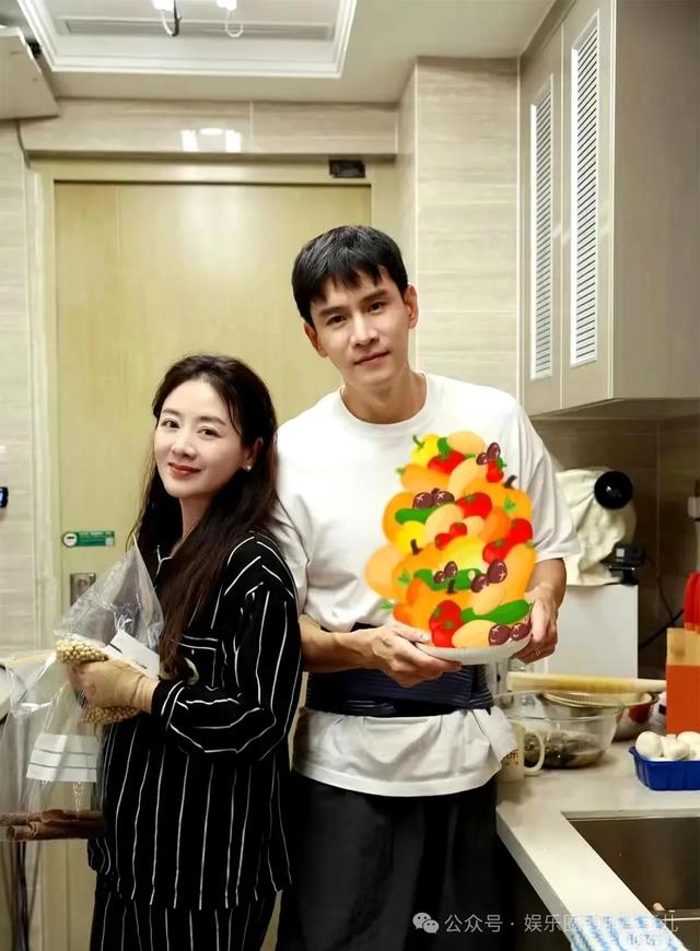 小李琳:二婚带女儿嫁给小6岁的经超,姐弟恋如今怎么样了?