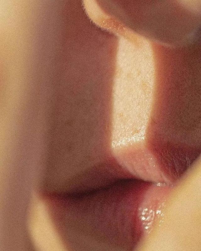 法国摄影师劳伦特的 迷人的人体特写