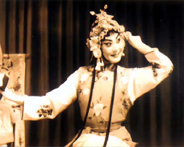 京剧武生李光:娶“校花”为妻,生死相依的婚姻催人泪下