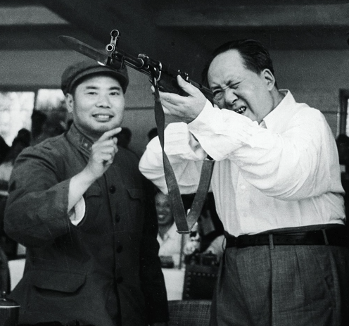 1990年,79岁杨得志迎娶55岁石莉:我们的孩子们将来都会尊重你