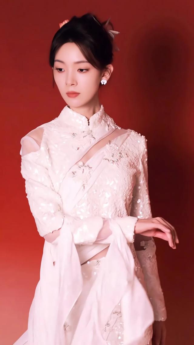 陈瑶:演艺征途上的灵动精灵