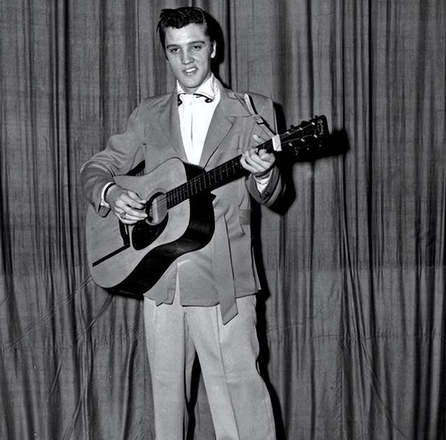 猫王:睡过3000个女人,妻子生下女儿就失宠,38岁离婚,42岁猝死