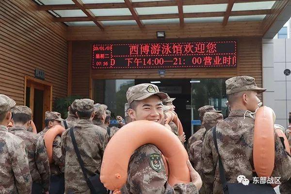 揭秘|啥情况,这大冬天的兵哥哥开始练游泳?