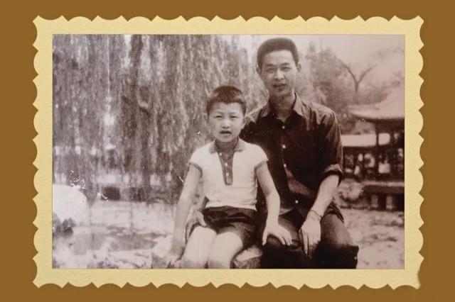 歌手高枫：刚爆红就在北京悲情离世，他父母20年的坚持让人泪目