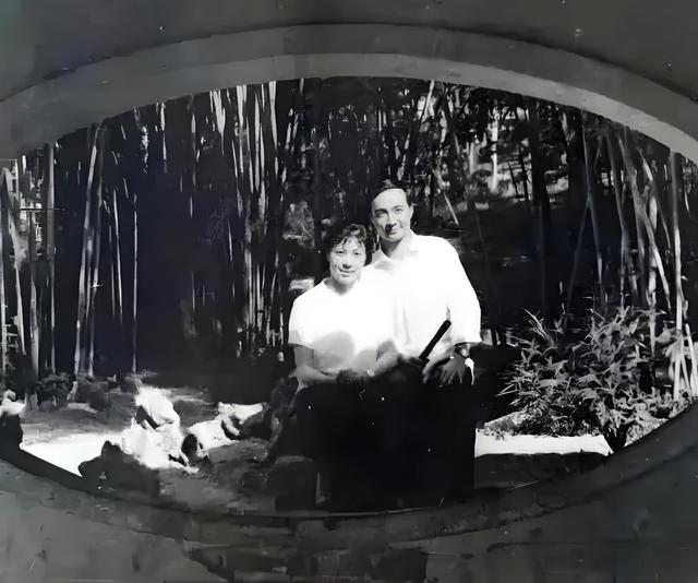 京剧武生李光:娶“校花”为妻,生死相依的婚姻催人泪下