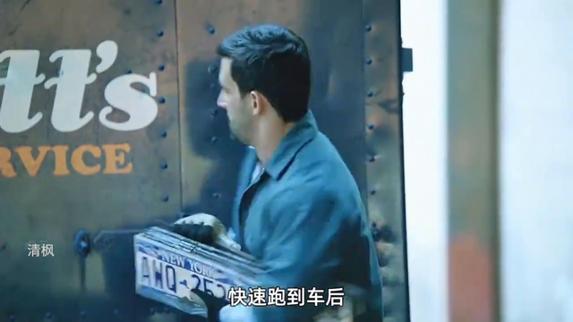 【脱狱之王 # 电影解说 # 男人每天坚持体能训练，为越狱做准备