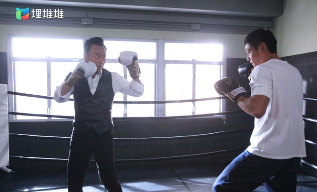 郑嘉颖主演《拳王》后,TVB 再推黎耀祥主演同名剧集