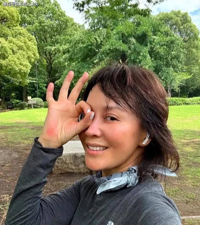 刘嘉玲年轻时的美貌有多绝？难怪梁朝伟会这样说