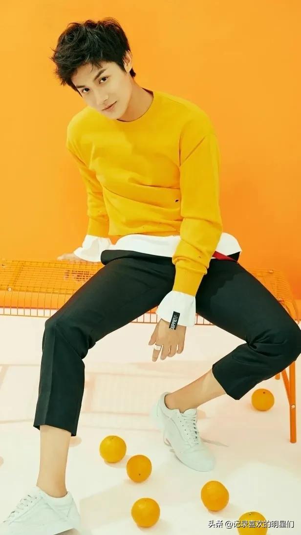 今天来说说宝藏男孩:郑业成,阳光帅气十足大男孩!