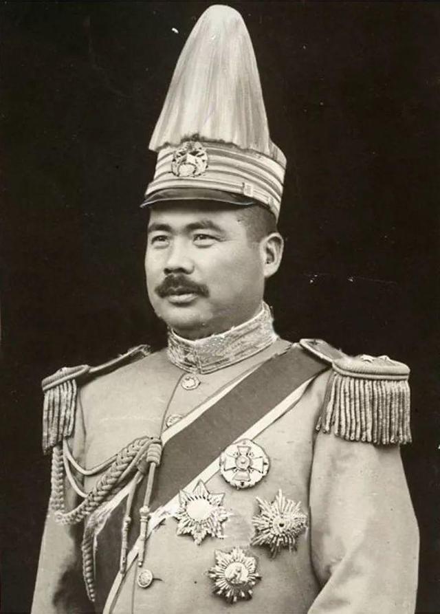 独立团团长李云龙的少将军衔低了?他是八路军旅长,仅为大校