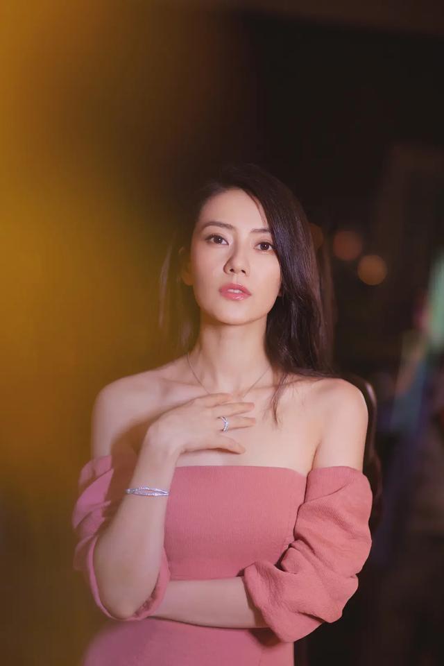 那个年代，她几乎是所有中国男孩的初恋