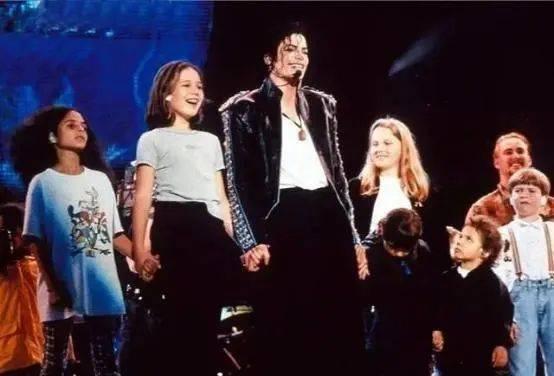 《唐探3》你真的看懂了吗？十个问题带你解开谜团