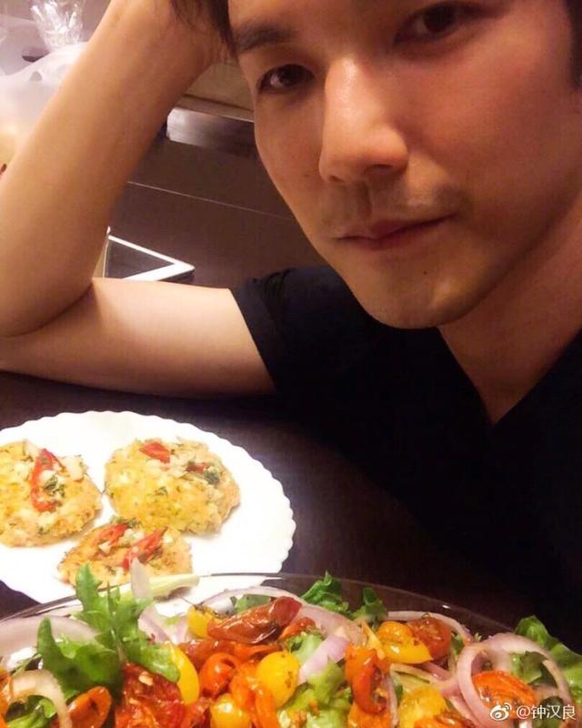 钟汉良晒三餐食谱，怪不得又瘦又高，我现在相信他肚腩是被P的！