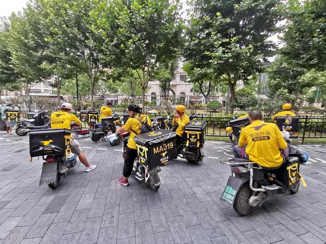 灵活就业人员退休新政来了!50岁能退吗?答案说清楚了