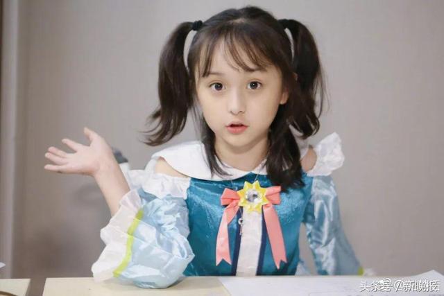 你经常用的表情包弟弟已经长大了!日子过得好快啊