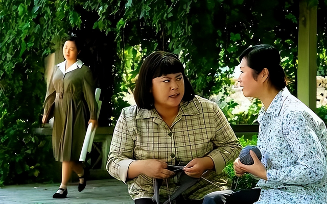 李菁菁现状：住北京宋庄别墅与父母一起生活，乳腺癌4年变瘦复出