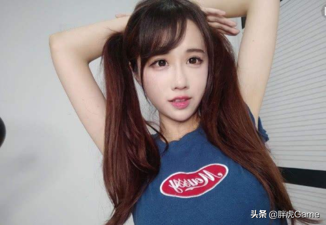 轩子早期照片曝光,18岁还是一股“清流”,网友:如今变化太大了