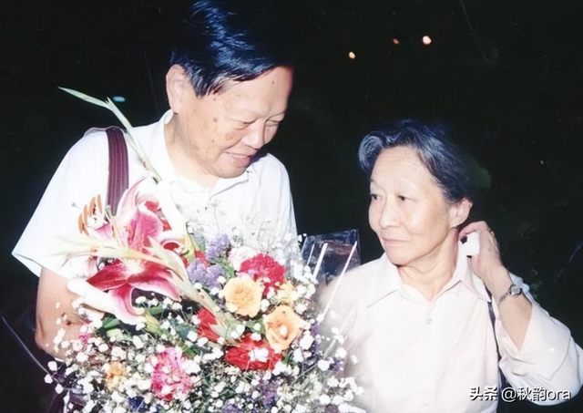 18年后,再看翁帆的生活,才明白嫁大54岁杨振林是多么幸福