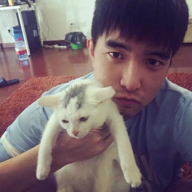 沈以诚,唱出了多少独居青年理想的生活