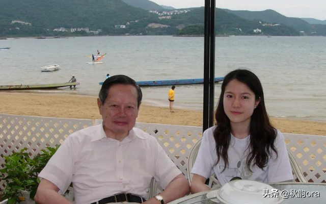 18年后,再看翁帆的生活,才明白嫁大54岁杨振林是多么幸福
