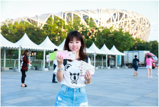 女粉丝晒票根喊话五月天:因为“倔强”,人生不再“凉凉”