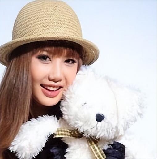 王贝：整容离世真相成谜，主刀医生澄清遭质疑，家属为何选择私了