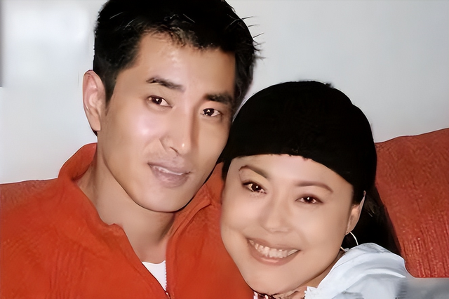 李菁菁现状：住北京宋庄别墅与父母一起生活，乳腺癌4年变瘦复出