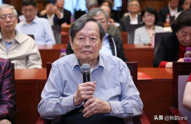 18年后,再看翁帆的生活,才明白嫁大54岁杨振林是多么幸福