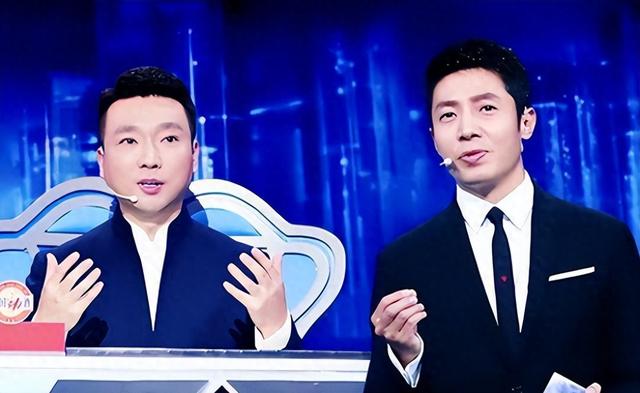 口碑堪忧的4位主持人，傲慢到被教授痛批，迷惑行为令人不解